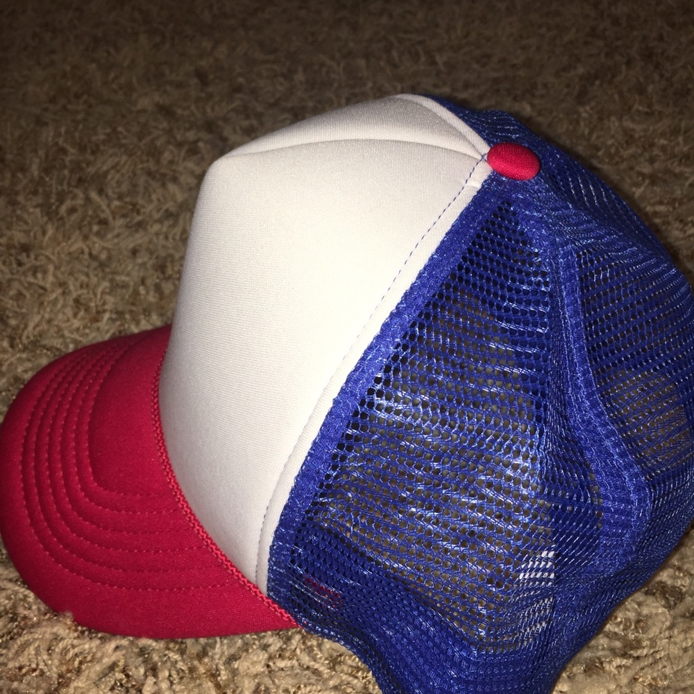 Hat - Picture 2 of 4